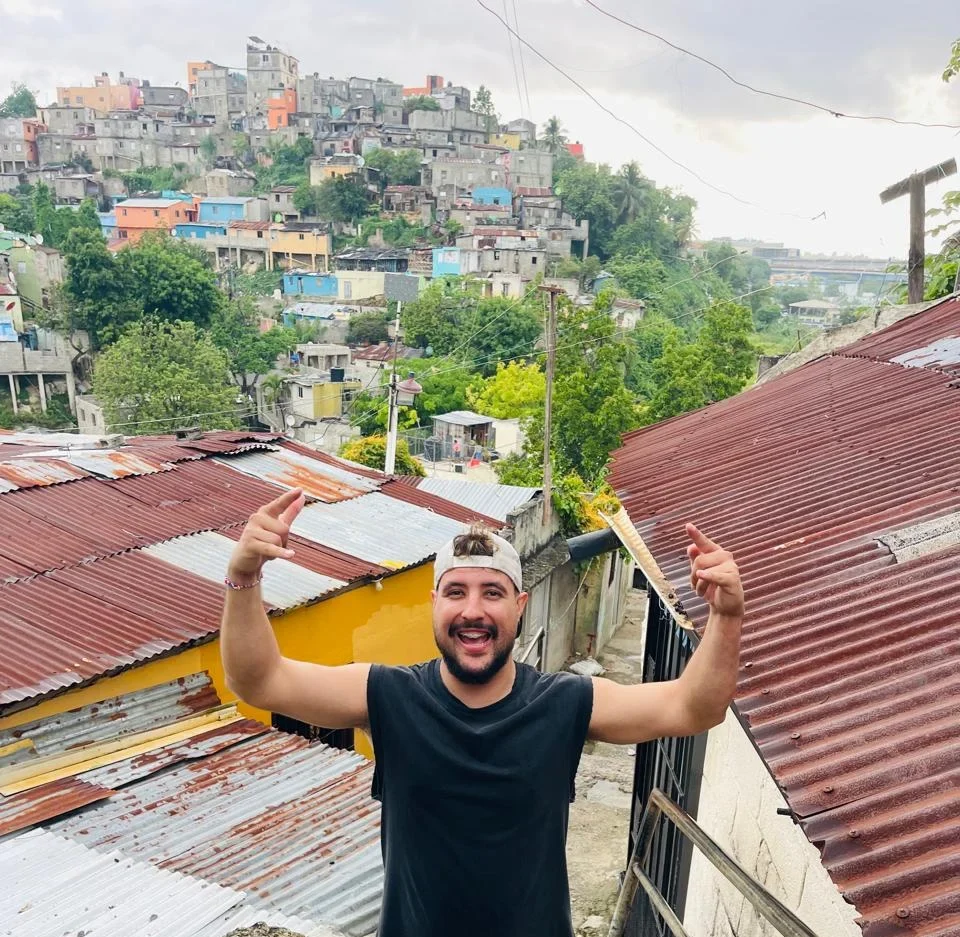 42nd Street — El Capotillo: Cultural Walking Tour